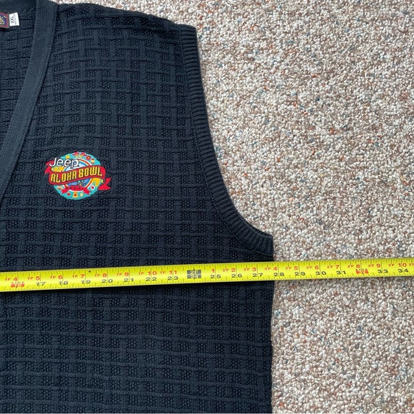 VTG 90s Wake Forest Football Jeep Aloha Bowl Christmas Cardigan Sweater Vest 2XL - Picture 7 of 8